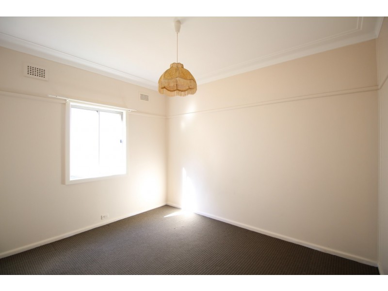 98 Shorter Avenue, Beverly Hills NSW 2209