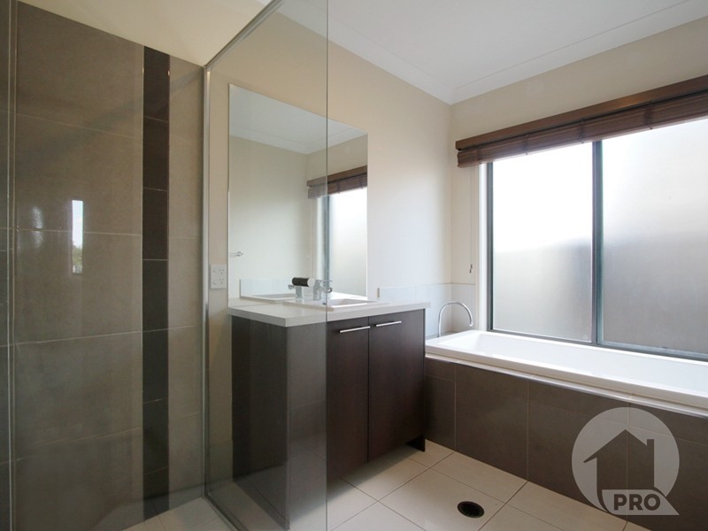 45 Slobodian Avenue, Eight Mile Plains QLD 4113