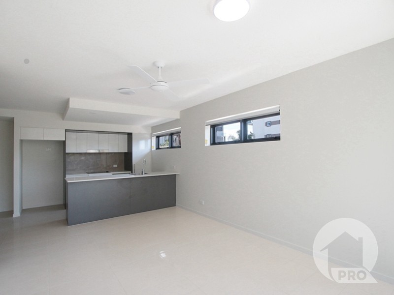 204/37 Regent Street, Woolloongabba QLD 4102