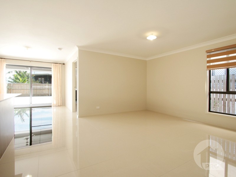 67 Dartmouth Street, Coopers Plains QLD 4108