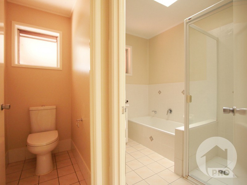 122 Hammersmith Street, Coopers Plains QLD 4108