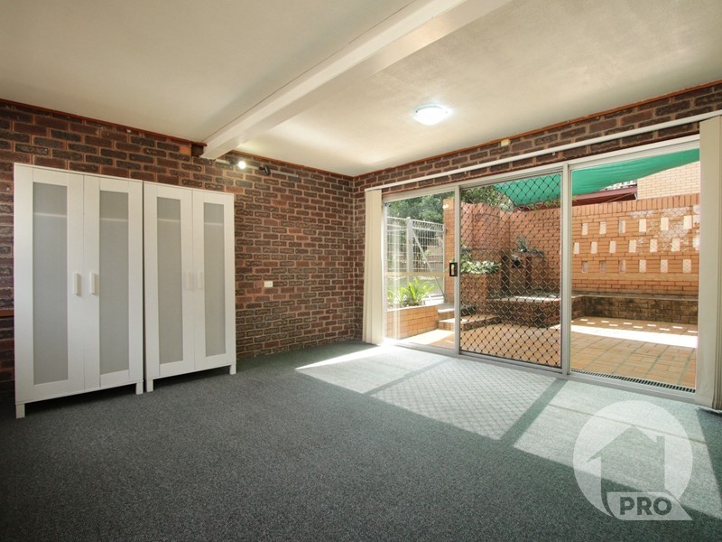 137 Highgate Street, Coopers Plains QLD 4108