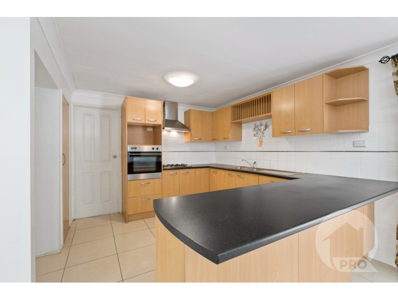 109 Granadilla Street, Macgregor QLD 4109