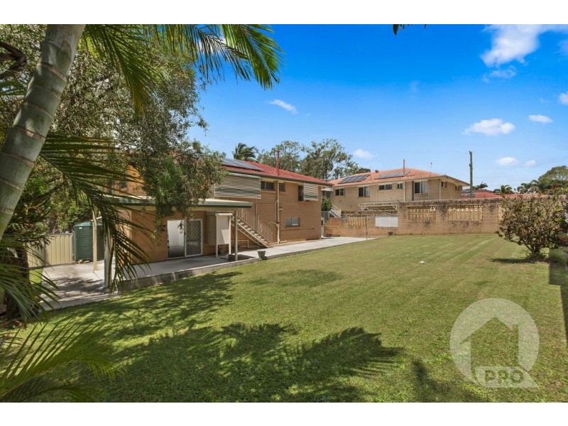 109 Granadilla Street, Macgregor QLD 4109