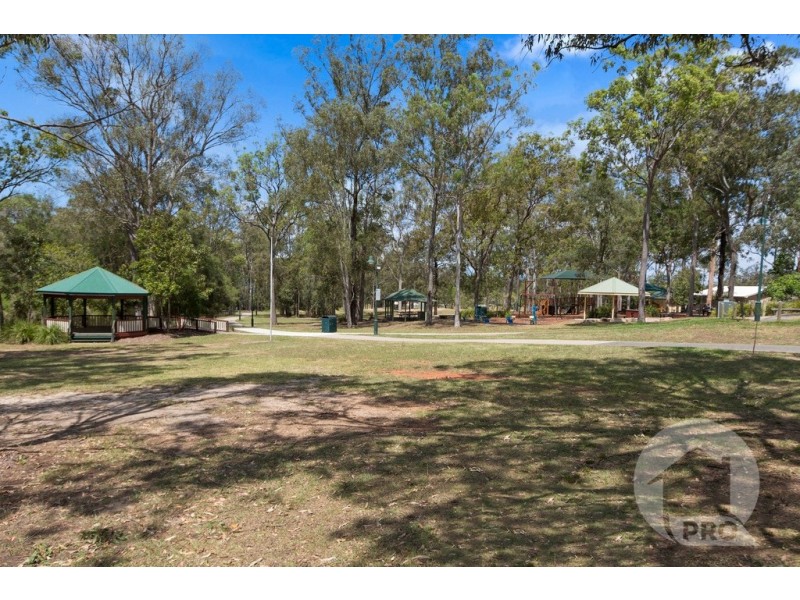 109 Granadilla Street, Macgregor QLD 4109