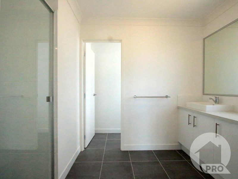 9 Doyle Street, Coorparoo QLD 4151