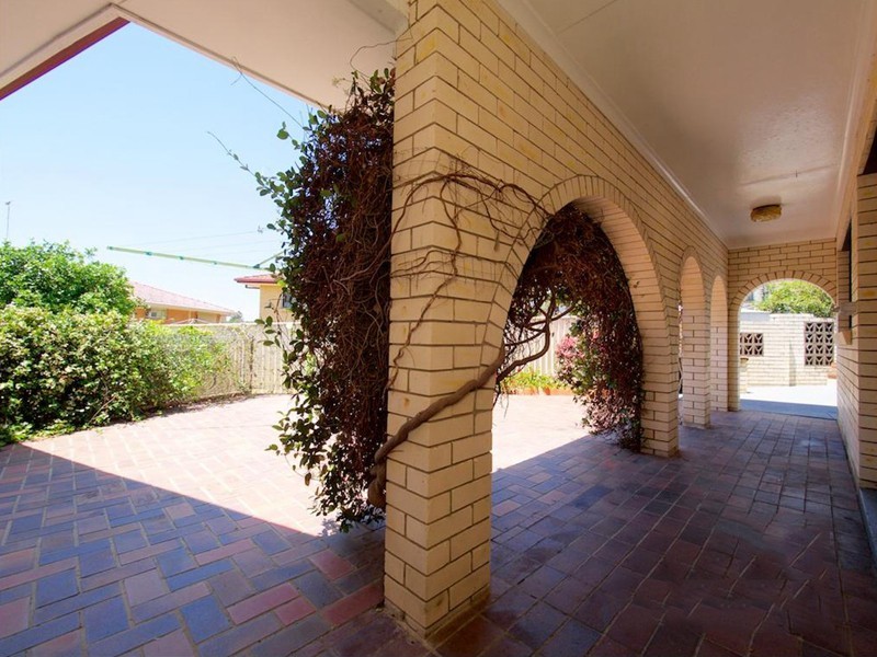 5 Iberis Street, Macgregor QLD 4109