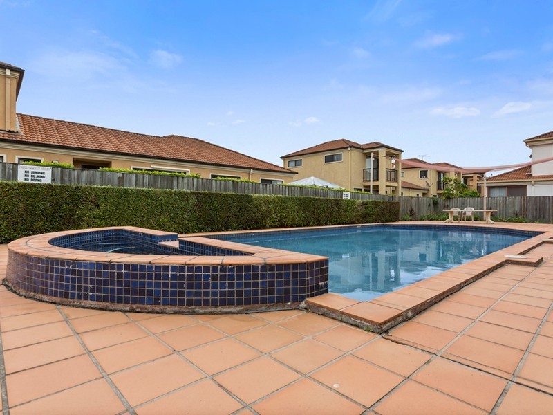 12/52 Daw Road, Runcorn QLD 4113