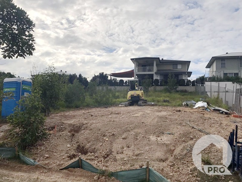 15 Southview Cres, Carindale QLD 4152