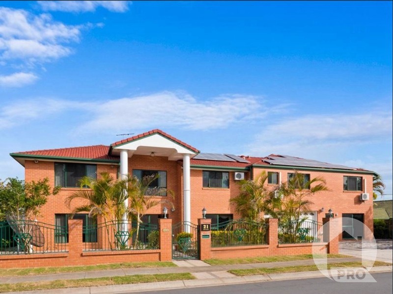 21 Parnassus Street, Robertson QLD 4109
