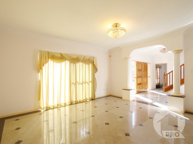 21 Parnassus Street, Robertson QLD 4109