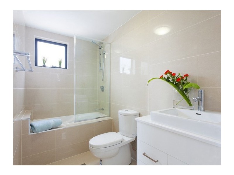 15/49 Rosemount Tce, Windsor QLD 4030