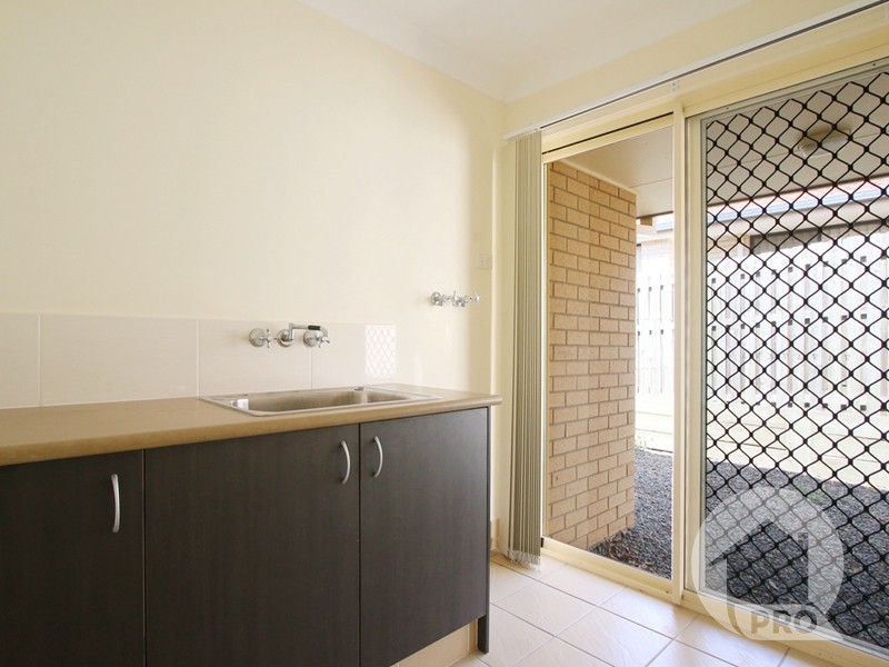 22 Bottlebrush St, Heathwood QLD 4110