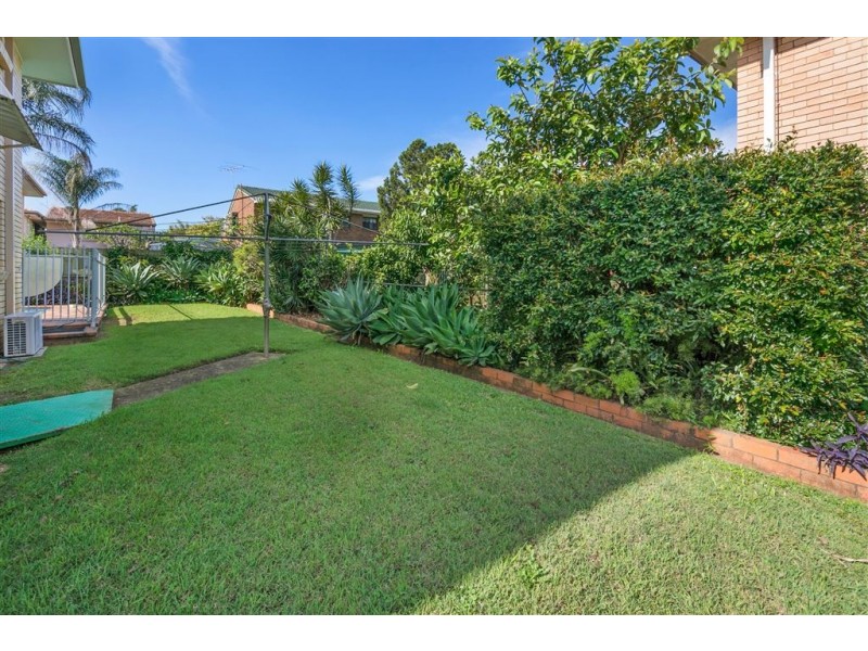 25 Chadford Street, Macgregor QLD 4109