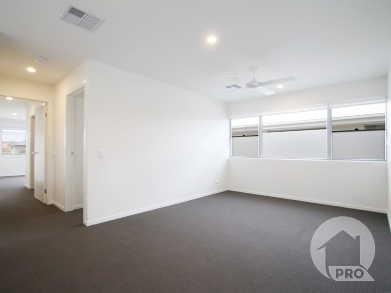 92 Hillcrest Street, Rochedale QLD 4123