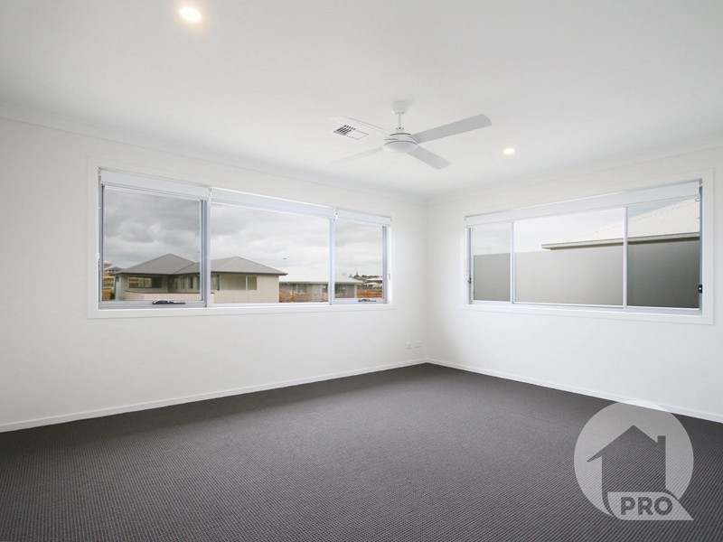 92 Hillcrest Street, Rochedale QLD 4123