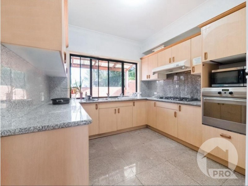 21A Parnassus Street, Robertson QLD 4109