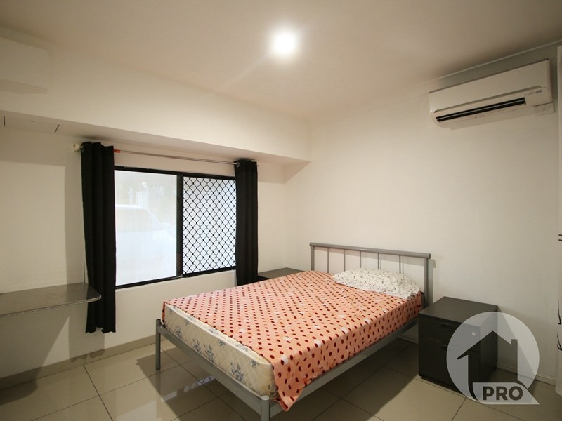 10 Tuberose Place, Calamvale QLD 4116