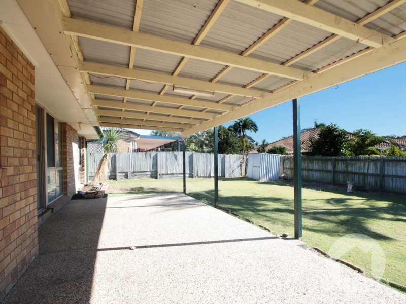 20 Bottlebrush Drive, Regents Park QLD 4118