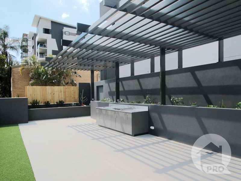 204/37 Regent Street, Woolloongabba QLD 4102