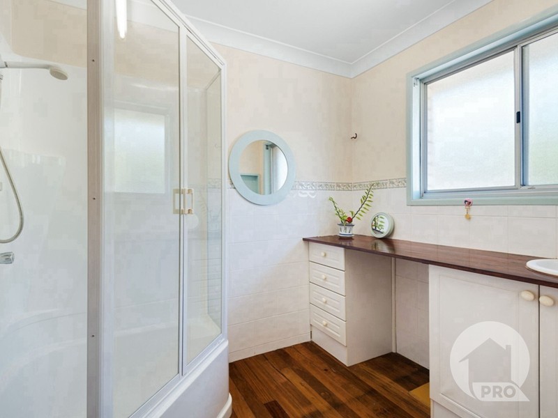 18 Bramwell Street, Eight Mile Plains QLD 4113