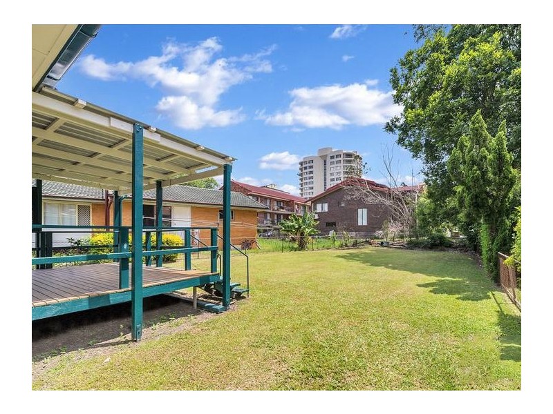 236 Sir Fred Schonell Drive, St Lucia QLD 4067