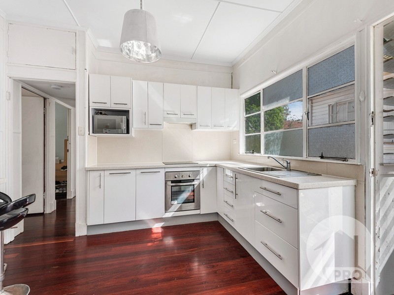 116 Dell Road, St Lucia QLD 4067