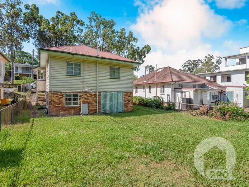 116 Dell Road, St Lucia QLD 4067