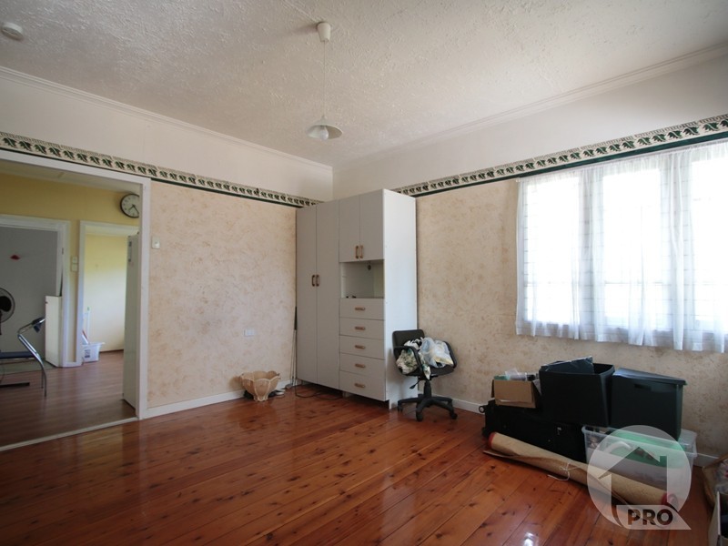 42 Orange Grove Road, Coopers Plains QLD 4108