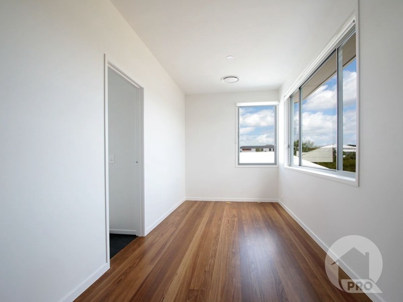 27 Willow Way, Rochedale QLD 4123