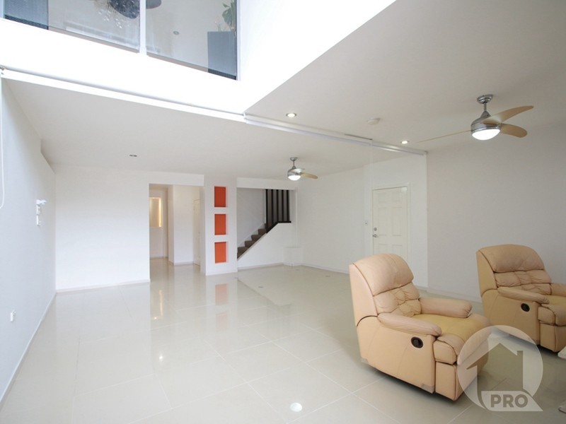 138 Didbrook Street, Robertson QLD 4109