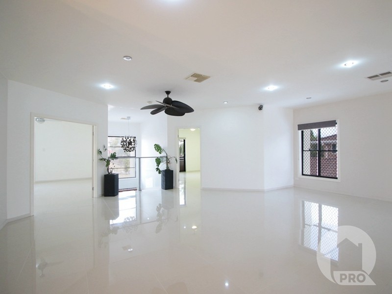 138 Didbrook Street, Robertson QLD 4109