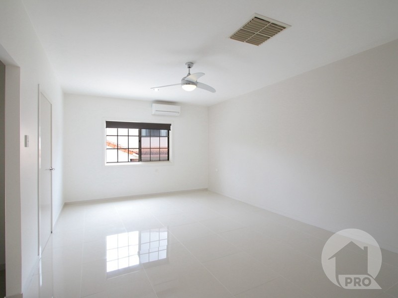 138 Didbrook Street, Robertson QLD 4109