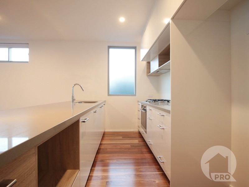 10103/16 Edmonstone Street, South Brisbane QLD 4101