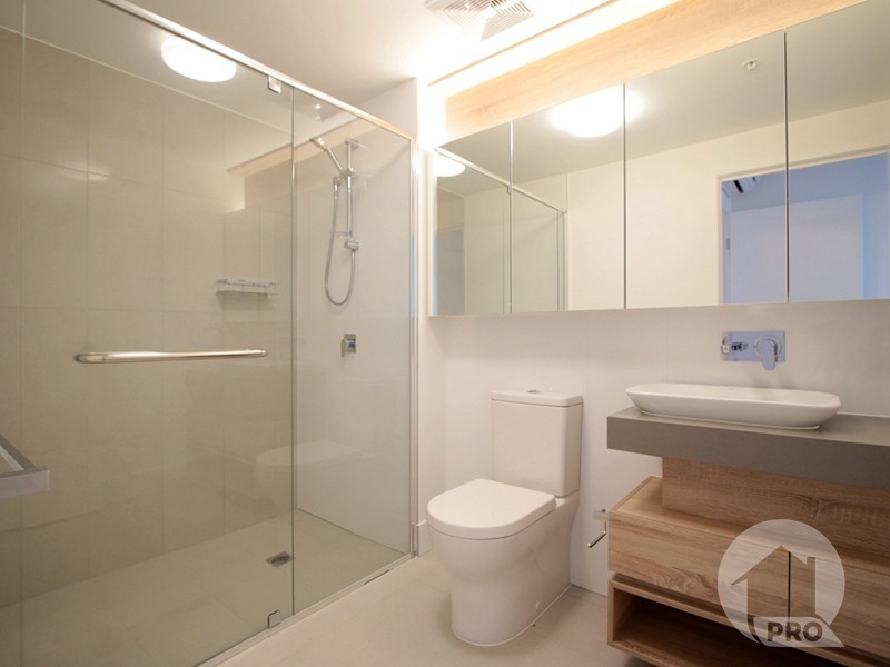 10103/16 Edmonstone Street, South Brisbane QLD 4101