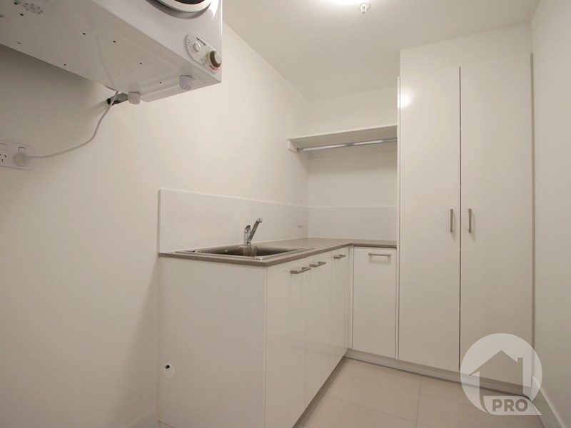 10103/16 Edmonstone Street, South Brisbane QLD 4101