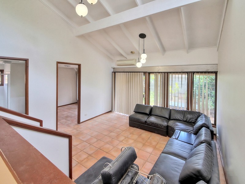 17 Orpheus Street, Robertson QLD 4109