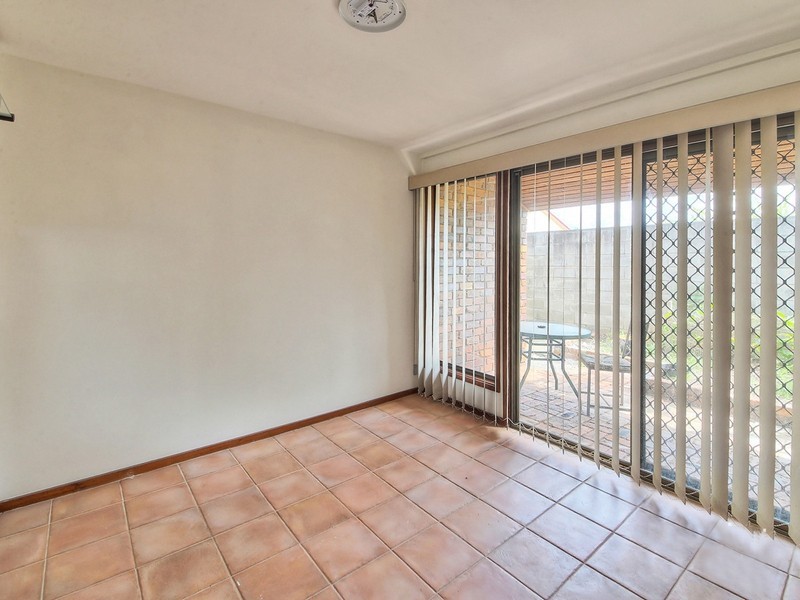 17 Orpheus Street, Robertson QLD 4109