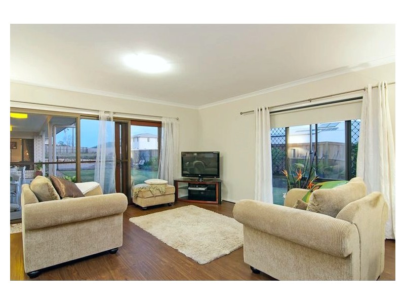 37 Greenvale Street, Calamvale QLD 4116