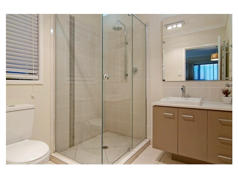 37 Greenvale Street, Calamvale QLD 4116