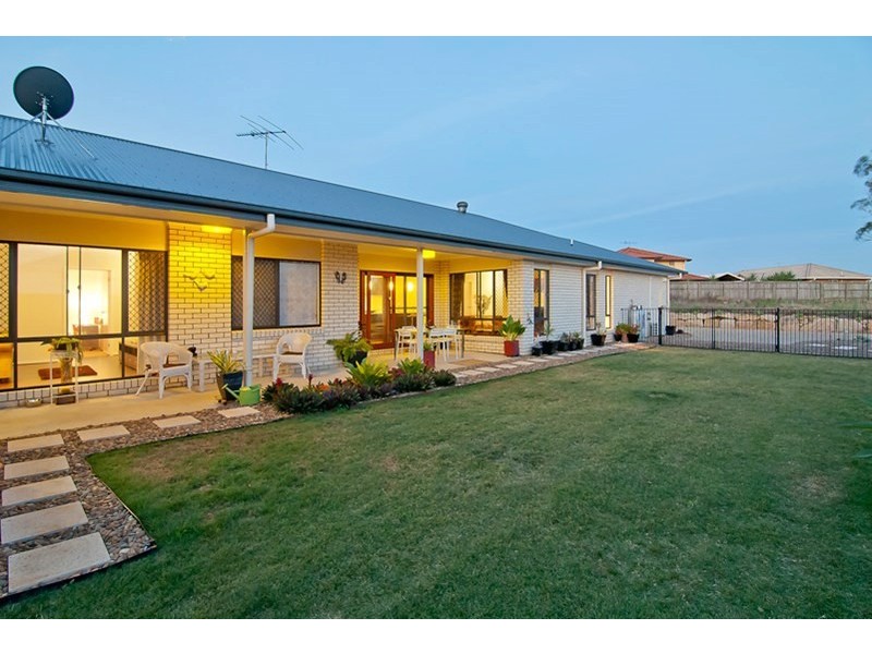 37 Greenvale Street, Calamvale QLD 4116