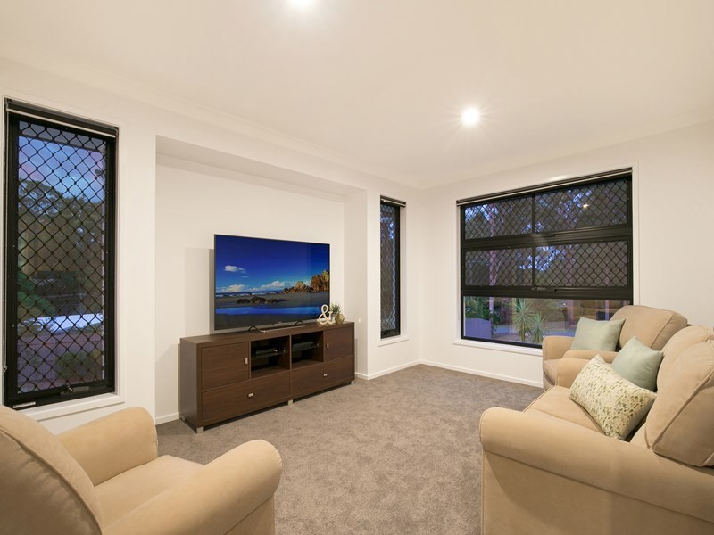 32B Tanah Merah Avenue, Tanah Merah QLD 4128