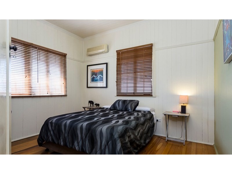 515 Logan Road, Greenslopes QLD 4120