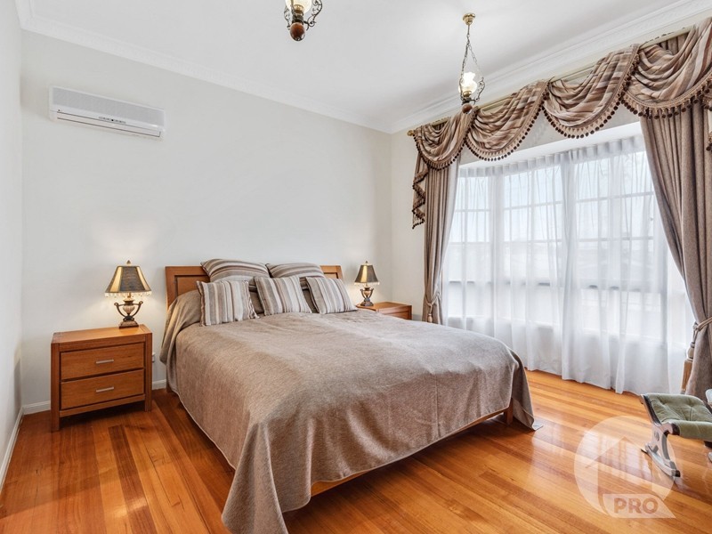 52 Amelia Street, Coorparoo QLD 4151