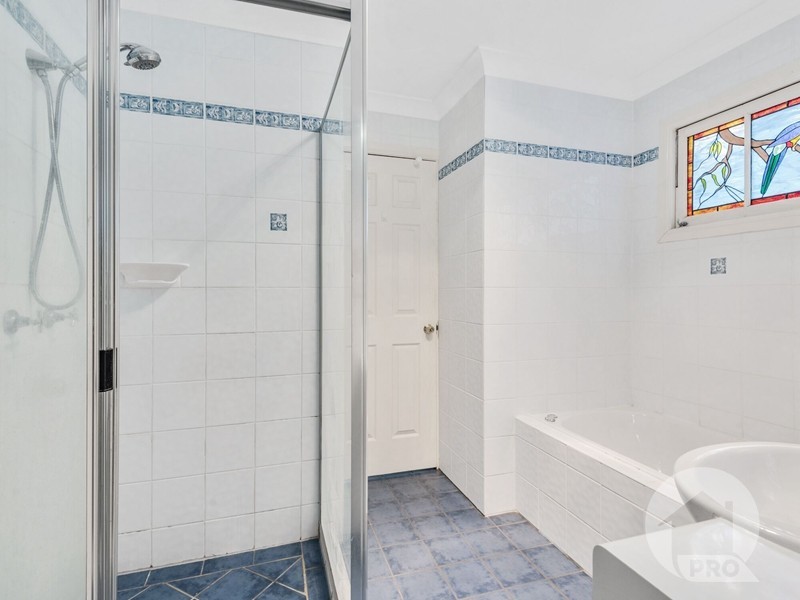 52 Amelia Street, Coorparoo QLD 4151