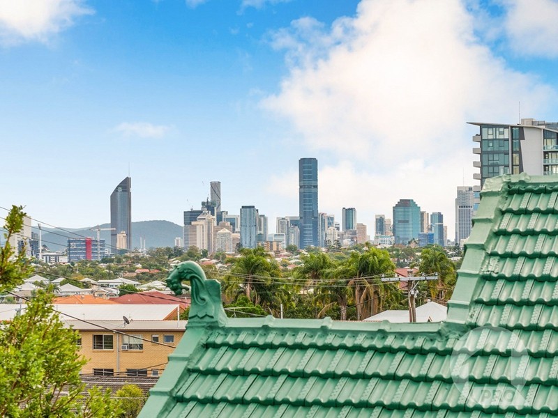 52 Amelia Street, Coorparoo QLD 4151