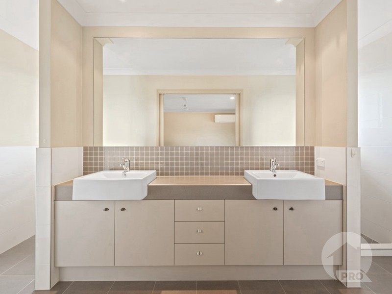 62 High Street, Mount Gravatt QLD 4122