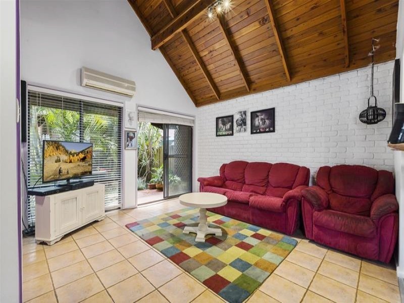 26/1 Kelda Street, Robertson QLD 4109