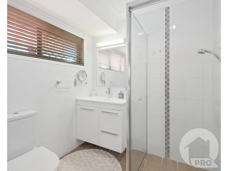 30 Oakville Street, Runcorn QLD 4113