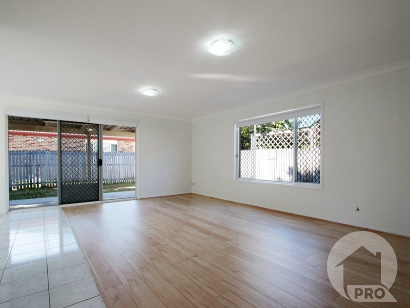 2 Eucalyptus Cres, Runcorn QLD 4113